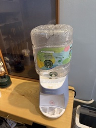 【連6枝8L水】Watsons 屈臣氏 B-22 即熱式家居溫熱水機 (一按即出100°C・LCD溫顯兒童鎖・送48L水即買即飲)