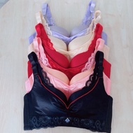 SEAMLESS BRA (K-D32) WOMEN'S UNDERWEAR WITH ATTRACTIVE MOTIFS