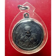 Phrakru Suwannakunakon Punya Suwanno 
自身牌 招坤安

Wat Prachum Chonthara

ck onn

佛历be 2516