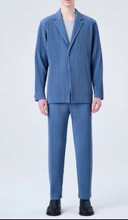 homme plisse issey miyake sets