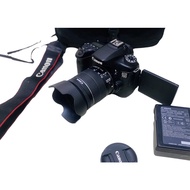CANON ESO 70D with 18-55mm lens dslr camera (usd) good condition