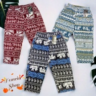 (Stok Sedia 7706) Seluar 3 Suku Perempuan dengan 2 Poket Tepi (Corak Gajah) Ladies 3 Quarter Pant