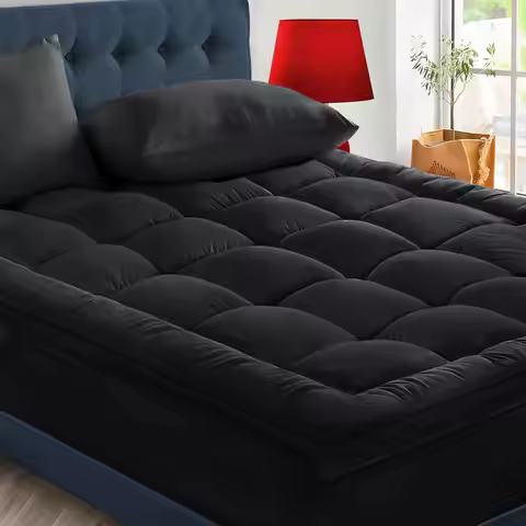 Comfortable black mattress, hotel quality, soft and breathable, filled with ultra-fine fibers, machi