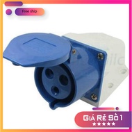 SH-113 Square Industrial Wall Socket 2P+E 16A 230VAC Blue World Chip