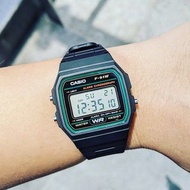 Casio 復古系列 手錶 green strip x black