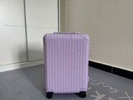 rimowa essential cabin hand carry size 21"