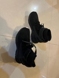 FILA Fusion 全黑色波鞋