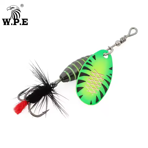 W.P.E 1pcs Spinner Lure 3.7g/5.3g/8.2g/10.5g Bait Metal Brass Spoon Hard Lure Feather Treble Hook Fa
