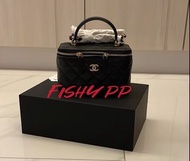 Chanel 23A 黑金小羊皮