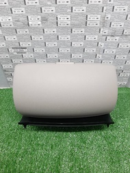 ช่องเก็บของพร้อมฝาปิดคอนโซนหน้า สีดำ สีเบจ NISSAN MARCH K13 NISSAN ALMERA N17 ตัวแรกเท่านั้น minor