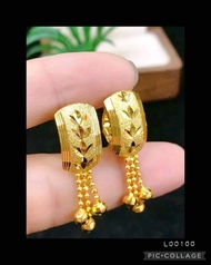 (333)clip earrings 10k Gold