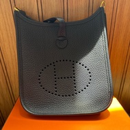 Hermès mini evelyne 16 藏藍色