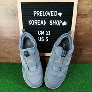 Preloved New Balance Slip On Shoes for Kids H0301