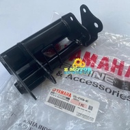 MESIN Engine Mounting Bracket / Engine Mounting Mio Sporty Smile Soul Yamaha Genuine 5TL-F1410-01