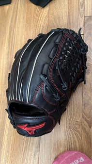 Mizuno 黑色壘球手套