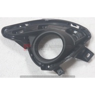 ORIGINAL MAZDA 2 2015 FOG LAMP / SPORT LIGHT COVER