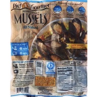 boiled black mussels