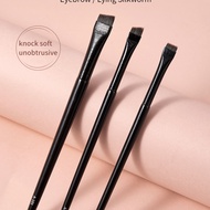 Razor Eyeliner Brush, Ultra-Fine Angle Flat Eyebrow Brush, Under-Eye Makeup Brush
