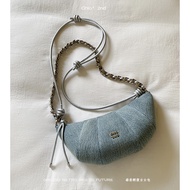 Taoyuan Shipment Chio2nd Chio2nd Street Corner Crescent Bag Niche Denim Blue Croissant Crossbody Fem