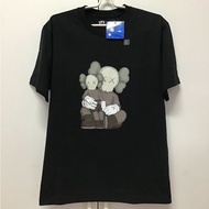 Kaws X Uniqlo聯名款（匯款400含運）