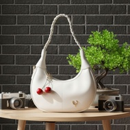 GANTUNGAN Women's sling bag, sling bag, free doll hanger