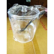 K810 Seasoning Jar 300cc Height 8.5cm, Diameter 7.5cm