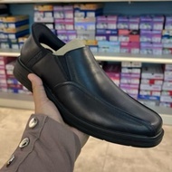 SKECHERS Men's Slip Ins Pantofel Black BNIB size 41 Ready Stock Sale Sepatu Pantofel Pria Skechers H