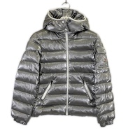二手 Moncler BADY 羽絨服，尺寸 140，成色極佳