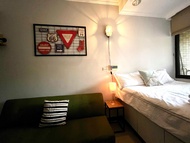 大安區公寓套房 - 42平方公尺/1間專用衛浴 (East District, Zhongxiao Dunhua to MRT 2min, with bathtub, accommodates 3 p