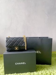 2022 Chanel 22P Mini square flap bag 黑金琺瑯扣