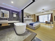 Mia Hotel (Jiangmen Station store)