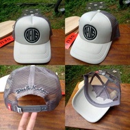 Topi Deus Ex Machina import