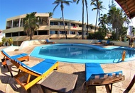 拉斯哈卡蘭達斯酒店 (Hotel Las Jacarandas)