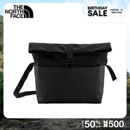 THE NORTH FACE BASE CAMP MESSAGE BAG กระเป๋า