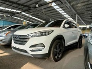 2016 Tucson  2.0 柴油4傳 全景 免持鑰匙 電動椅 盲點 防滑 安卓 雙區恆溫  定速 AUTOHOLD 斜坡緩降 魚眼HID