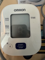 OMRON 歐姆龍 自動血壓計 HEM-7142T2