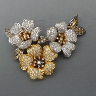 (79)日本直邮 天然钻石胸针 3.33克拉 18K金  花朵款  豪华镶嵌 日本工艺 高端大气 现货 Direct mail from Japan Natural diamond brooch 3.