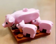 全新 lego city 農場 60346 動物 人仔 minifigures -  母豬 + 小豬 2隻 連 底板