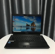 Laptop Toshiba Dynabook core I7 4GB/500GB second