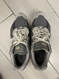 2002R 灰 new balance