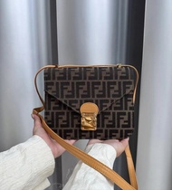 中古包 Fendi芬迪 constance 康康包