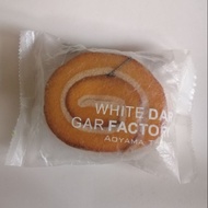 Aoyama tokyo white dar gar factory cake roll squishy OPENED BUT NEW