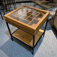 โต๊ะกาแฟไม้สี่เหลี่ยมสไตล์วินเทจแบบหนา พร้อมท็อปกระจก มาพร้อมฟังก์ชันจัดเก็บสิ่งของแบบสไลด์ ใช้เป็นโ
