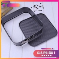 Set of 3 removable square molds size 24,26,28