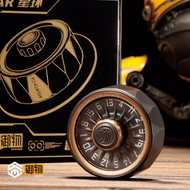 EDC Star Ring Metal Fidget Spinner พลัมเบอร์เกอร์เล่นกับมือ หมุนได้ ลดความเครียด เล่นกับมือ สวนสนุก 