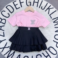 LV 兒童粉色上衣黑色裙子套裝