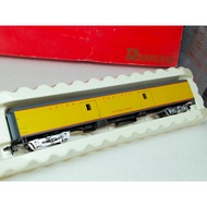 train Model Cabin HO scale * Second Hand * Rivarossi Union Pacific Baggage coach Passanger gauge ok