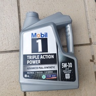 Mobil 5w30 全合成機油。