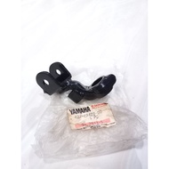 Original Yamaha Dt100 Dt125 Dt175 Front Right Footstep Foot Step Mount Bracket