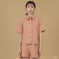 Fond - เสื้อเชิ้ต เล่นด้าย คอปก แขนสั้น กระเป๋าหน้า E00